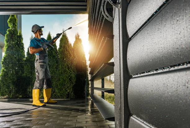 Why Choose Our Certified Pressure Washing Experts for Your Project Needs in Farmington, MI?